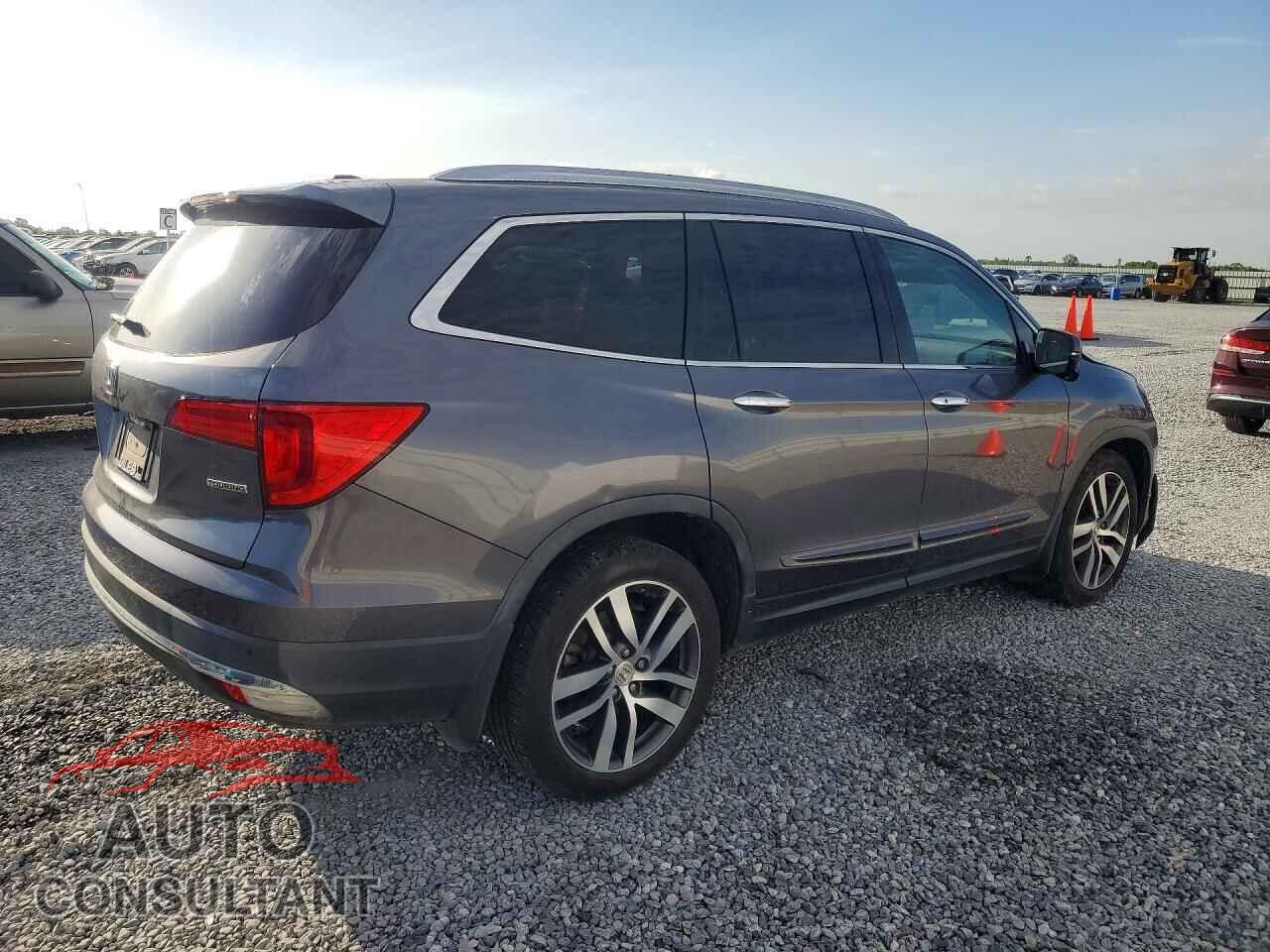 HONDA PILOT 2017 - 5FNYF5H98HB043368