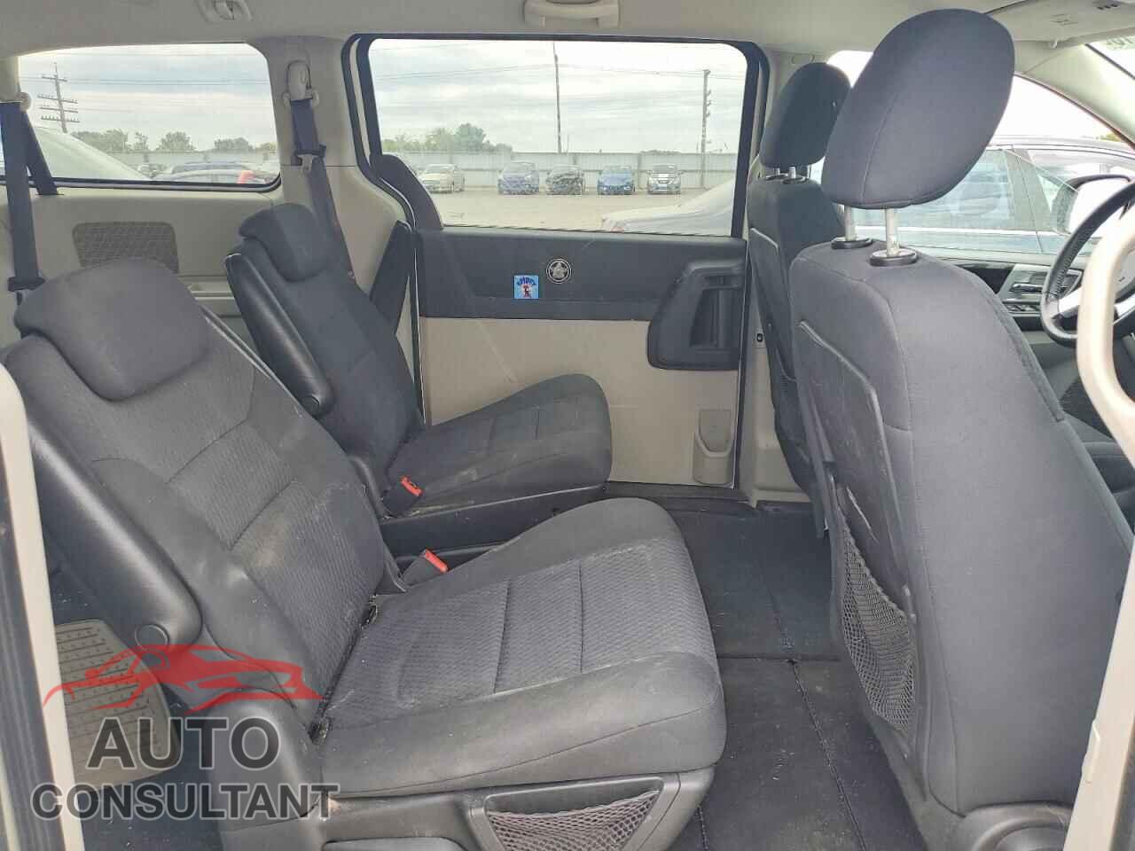 DODGE CARAVAN 2010 - 2D4RN5D10AR247585