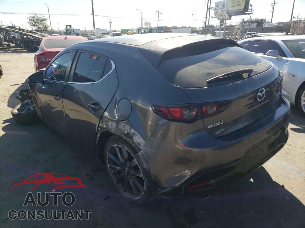 MAZDA 3 2019 - JM1BPAJM7K1137896