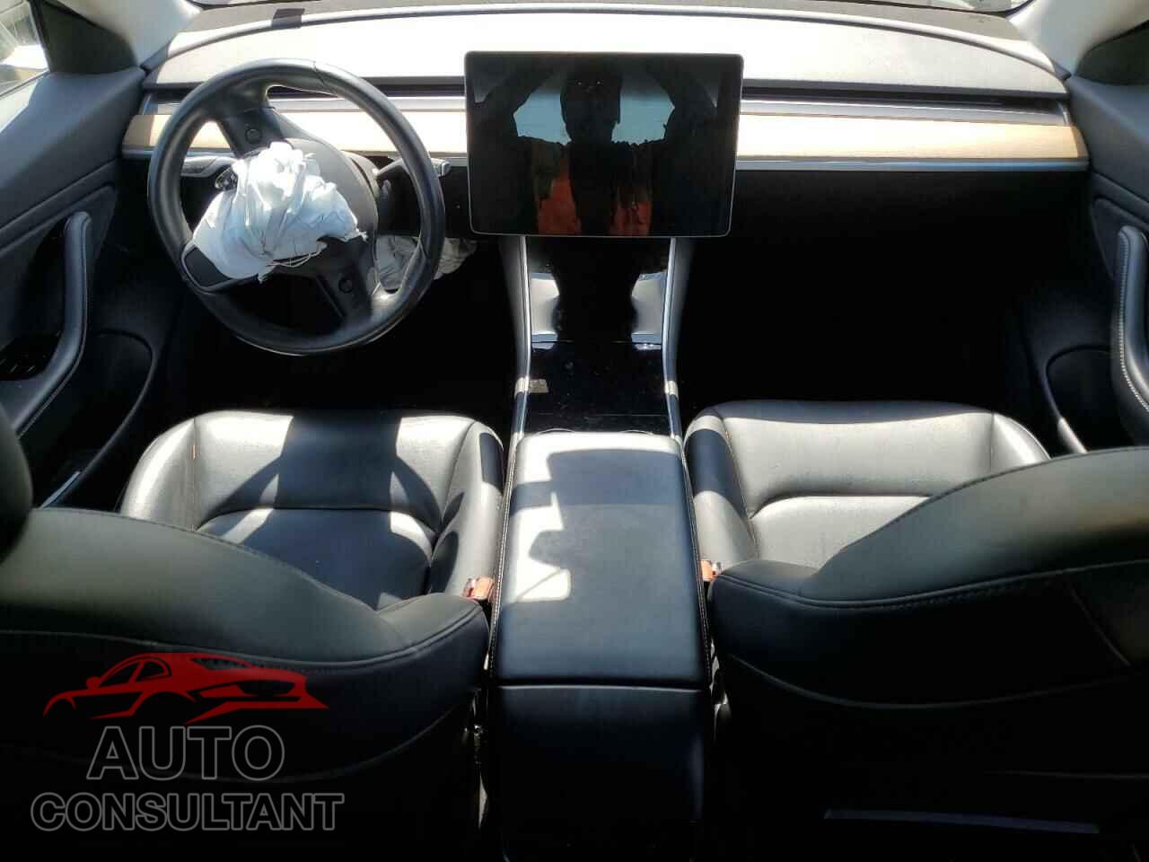 TESLA MODEL 3 2018 - 5YJ3E1EA1JF012733
