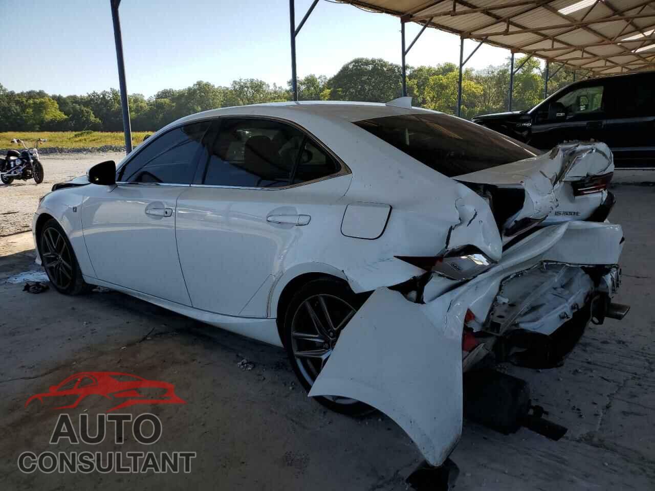 LEXUS IS 2016 - JTHBA1D28G5030396
