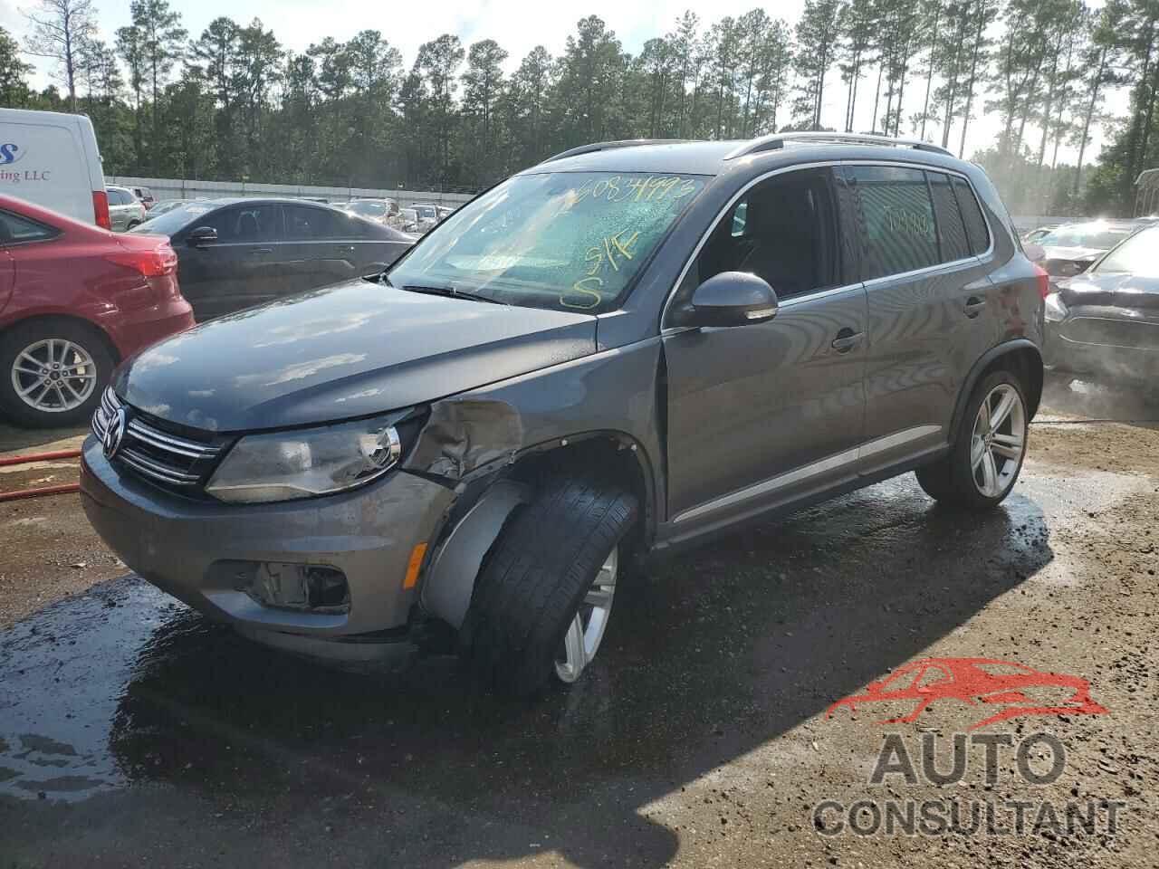 VOLKSWAGEN TIGUAN 2016 - WVGAV7AXXGW607522