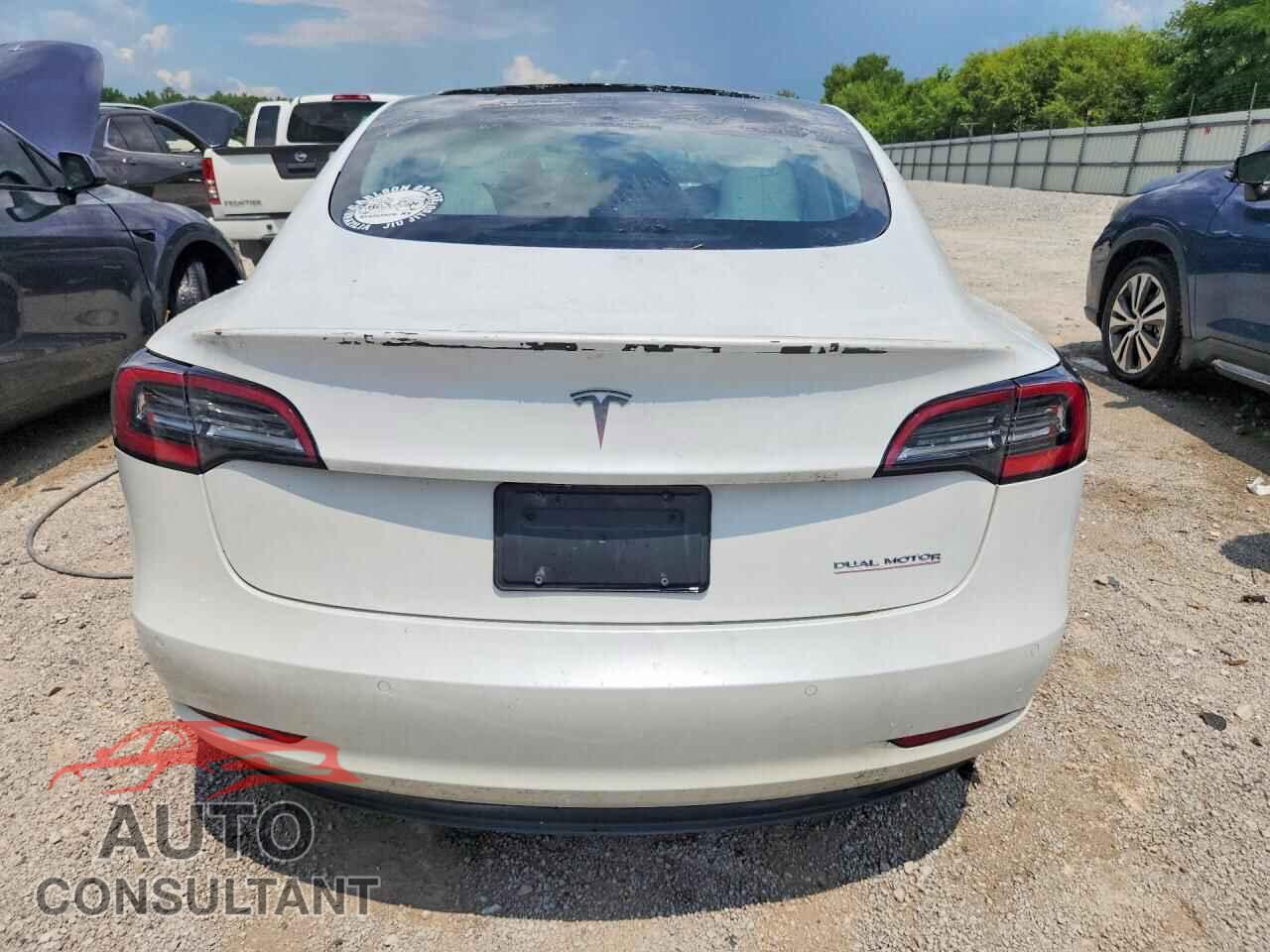 TESLA MODEL 3 2021 - 5YJ3E1EC5MF875363