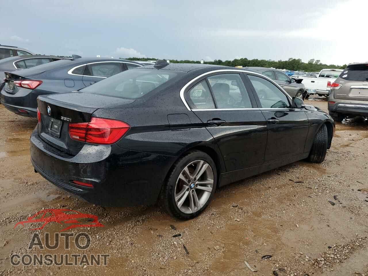 BMW 3 SERIES 2017 - WBA8B9C56HK675681