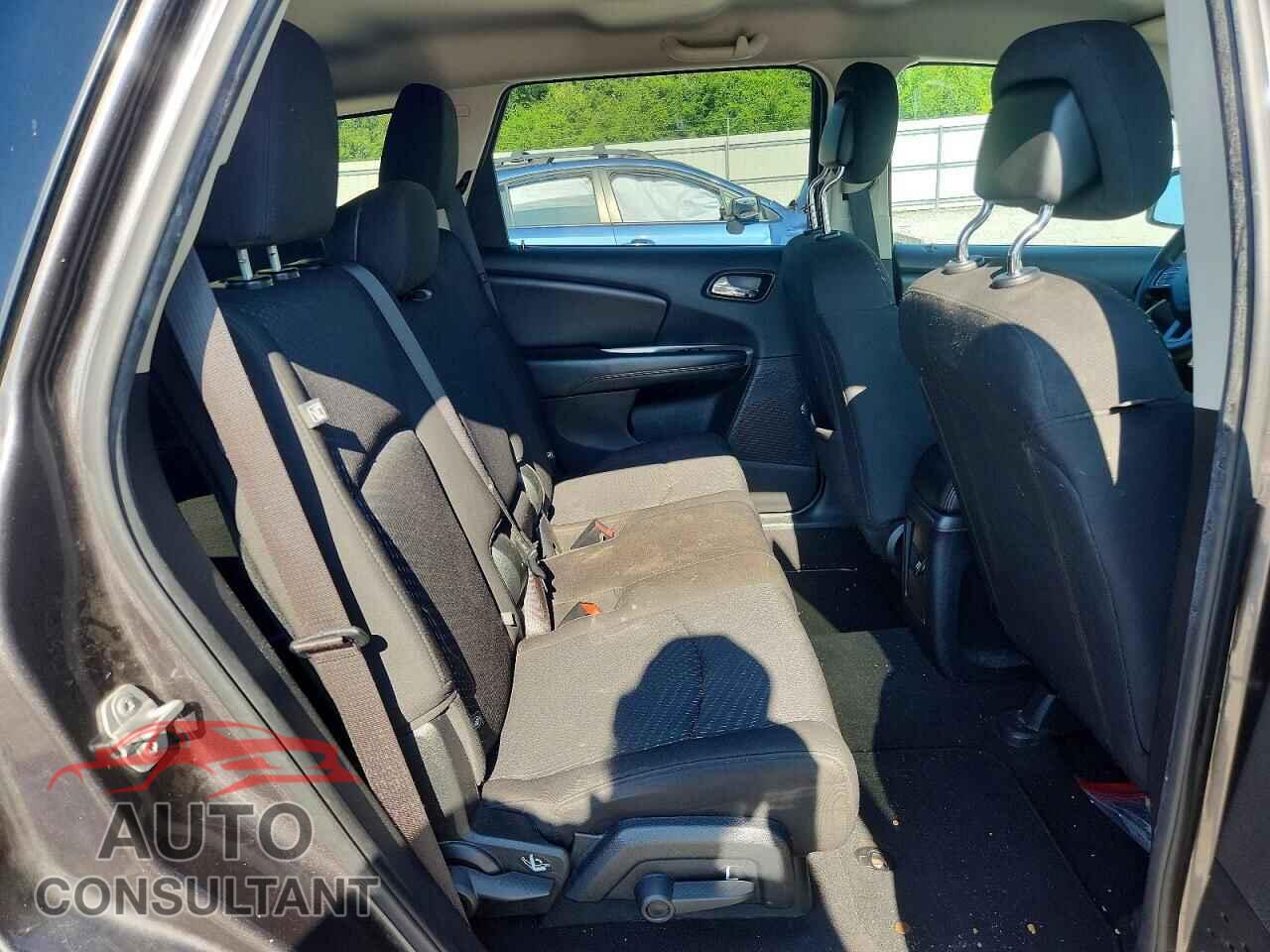 DODGE JOURNEY 2018 - 3C4PDCAB8JT288357