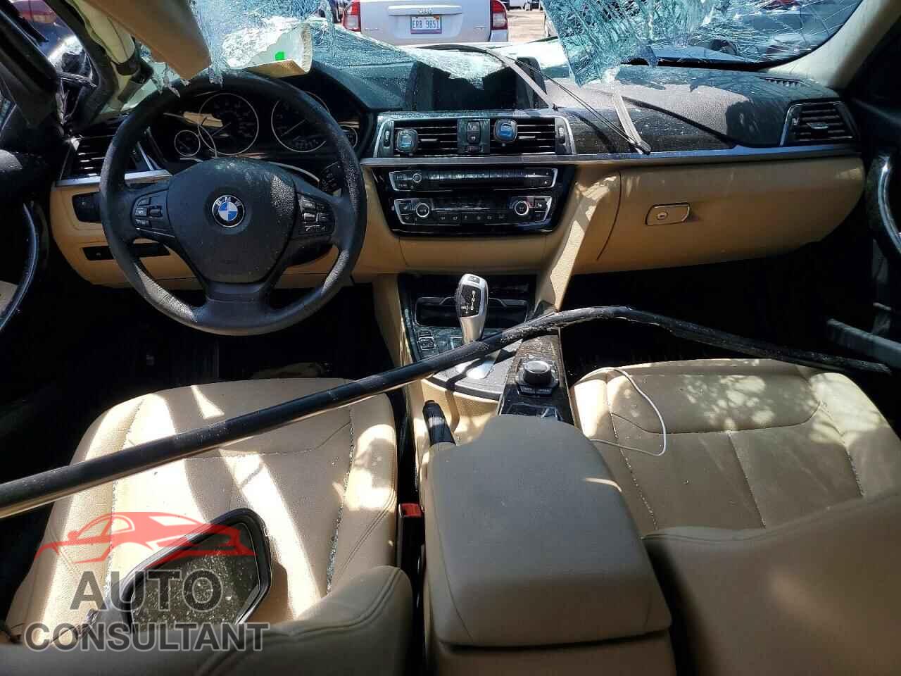 BMW 3 SERIES 2018 - WBA8A3C53JA488331