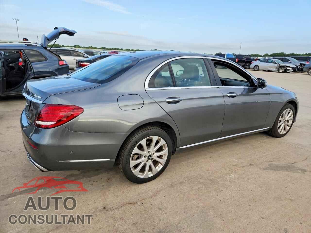 MERCEDES-BENZ E-CLASS 2017 - WDDZF4KB0HA235411