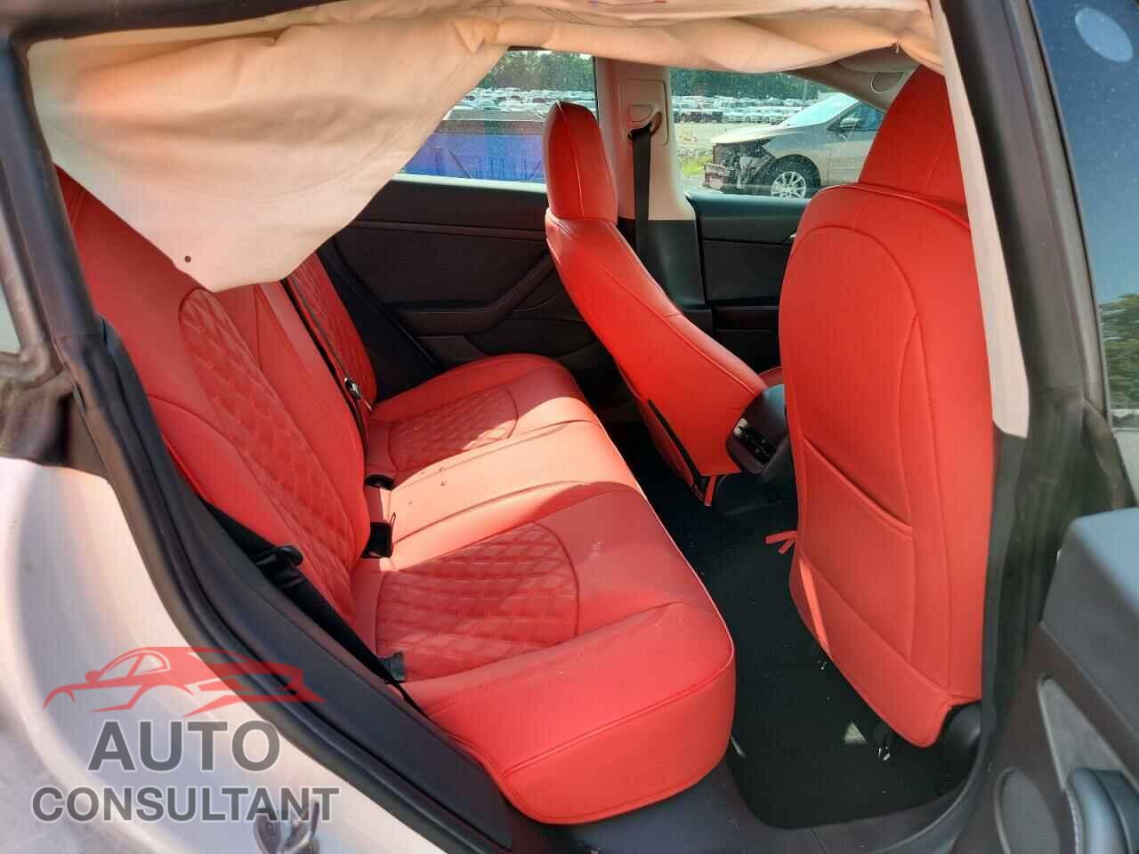 TESLA MODEL 3 2022 - 5YJ3E1EA8NF128274
