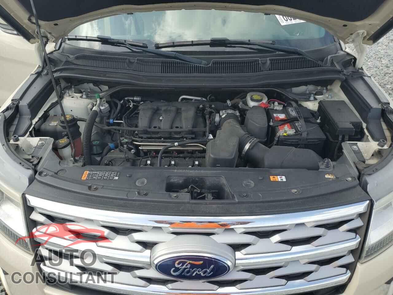 FORD EXPLORER 2018 - 1FM5K7F86JGB27412