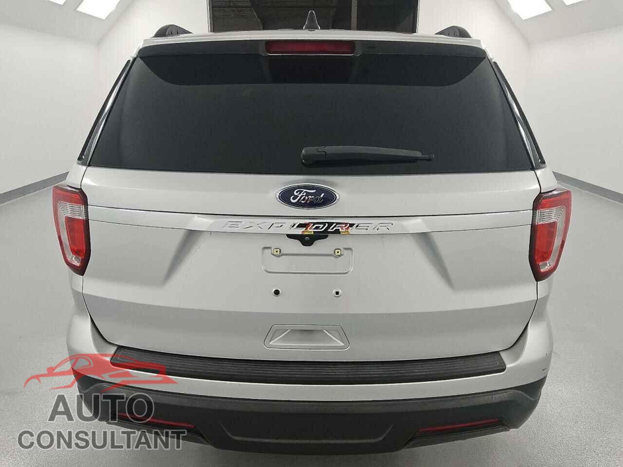 FORD EXPLORER 2018 - 1FM5K7B87JGB31944