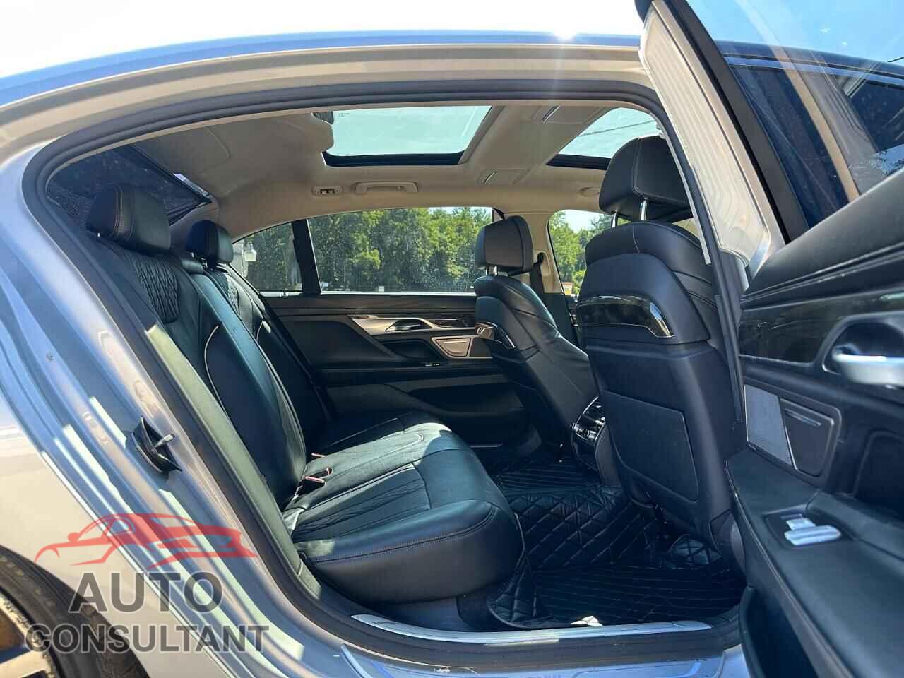 BMW 7 SERIES 2016 - WBA7F2C52GG418042