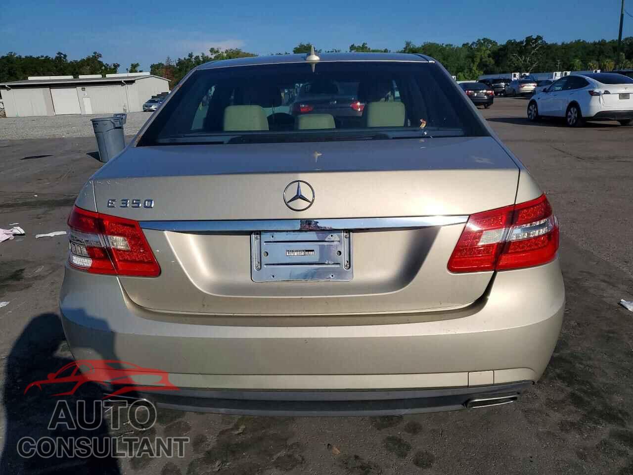 MERCEDES-BENZ E-CLASS 2012 - WDDHF5KB4CA588616