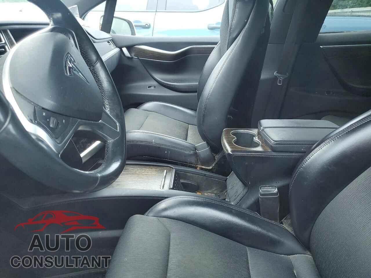 TESLA MODEL X 2016 - 5YJXCBE29GF022814