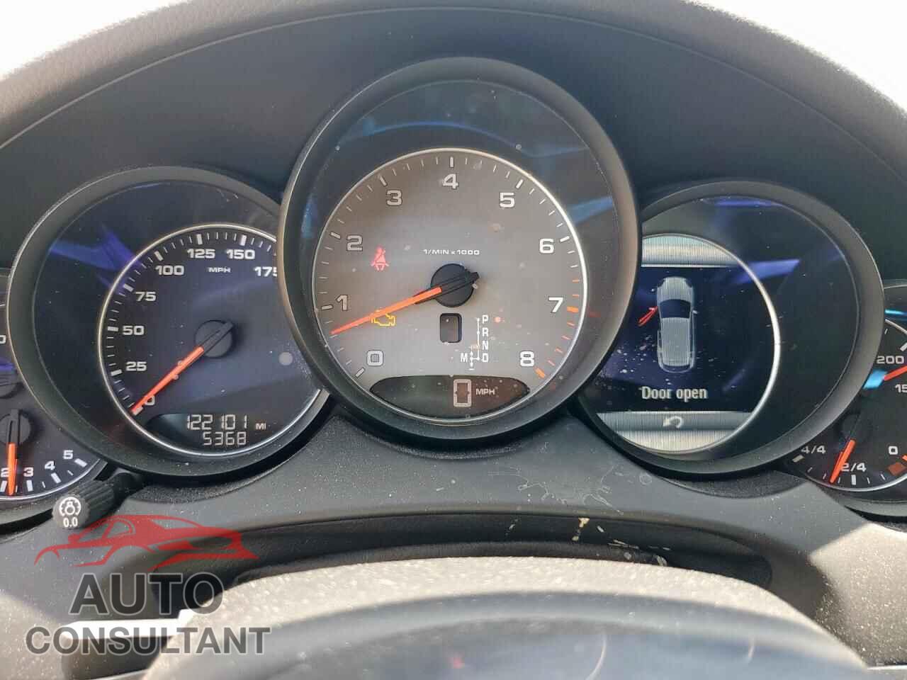 PORSCHE CAYENNE 2018 - WP1AB2A29JLA61128
