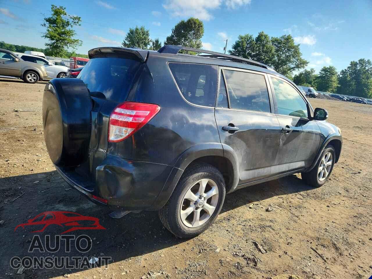 TOYOTA RAV4 2011 - JTMDK4DV7BD018032