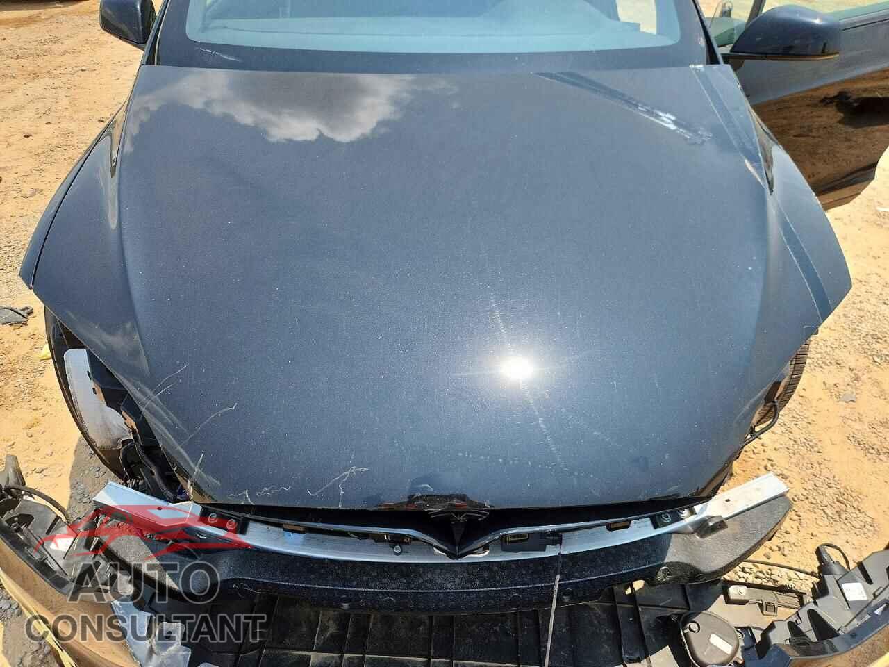 TESLA MODEL X 2026 - 7SAXCDE56TF479728