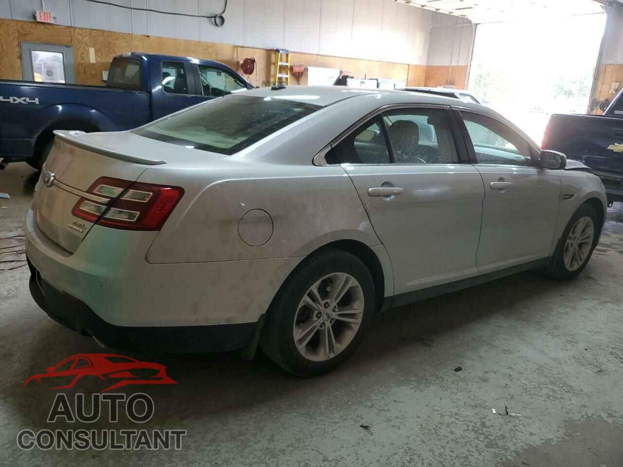 FORD TAURUS 2013 - 1FAHP2E84DG179901