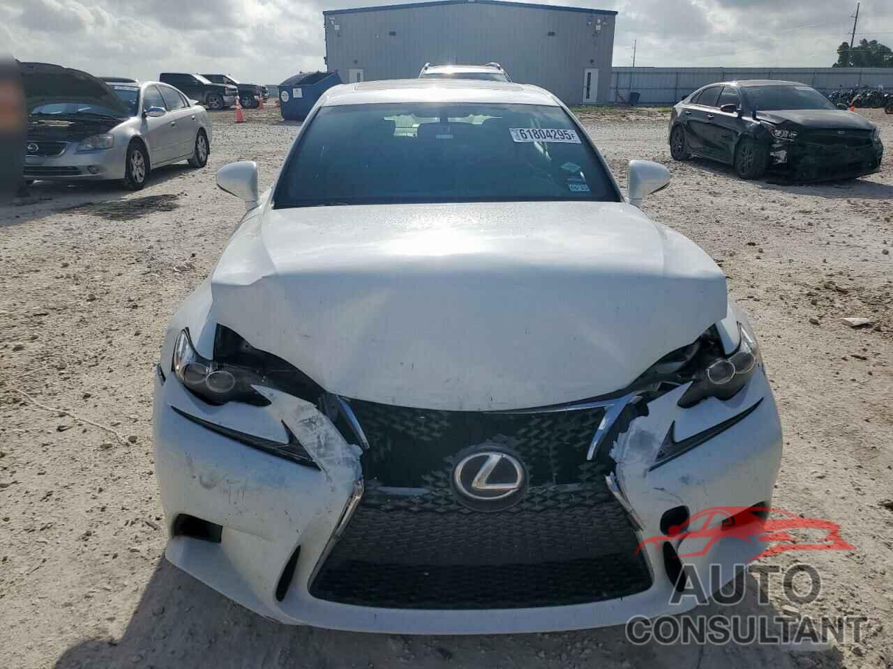 LEXUS IS 2016 - JTHBA1D20G5015956