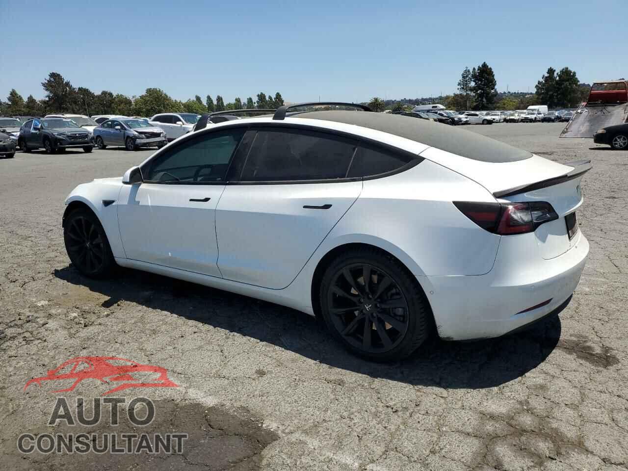 TESLA MODEL 3 2021 - 5YJ3E1EB3MF998120