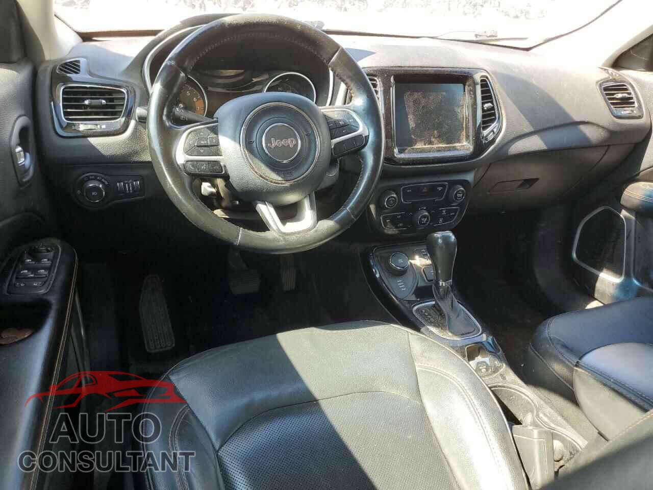 JEEP COMPASS 2018 - 3C4NJDCB3JT481888