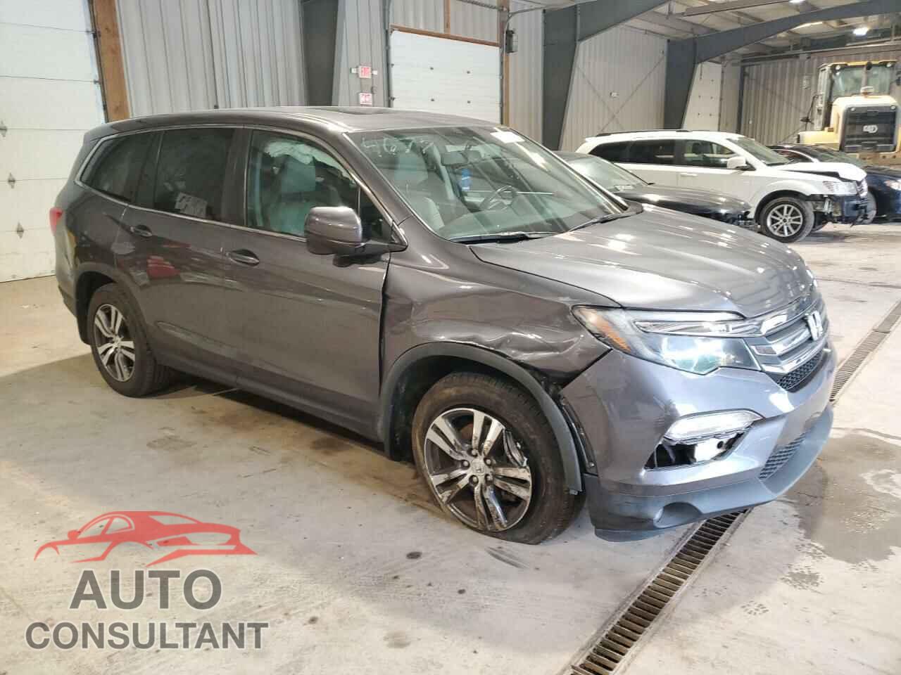 HONDA PILOT 2018 - 5FNYF6H57JB014677