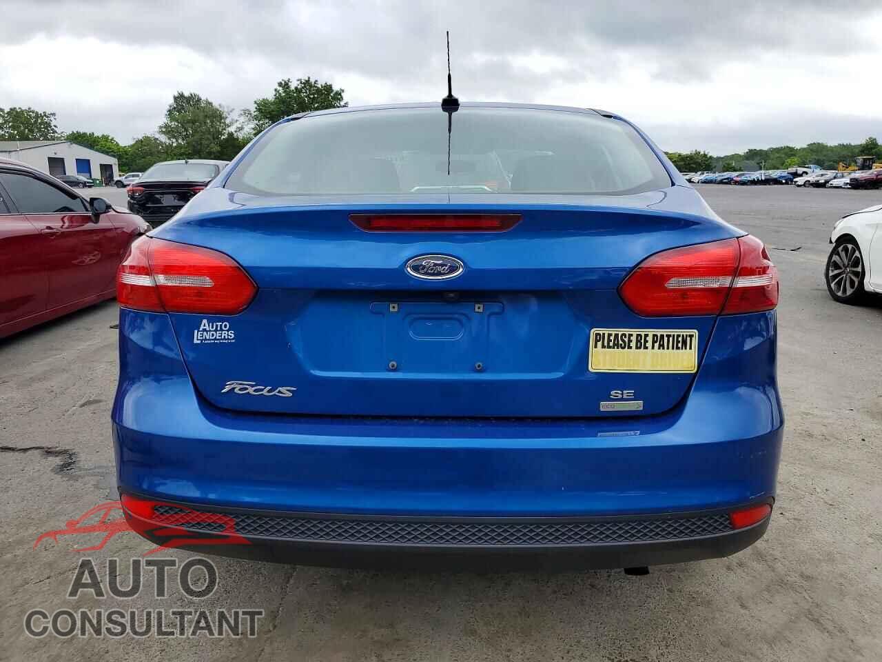 FORD FOCUS 2018 - 1FADP3FE8JL204651