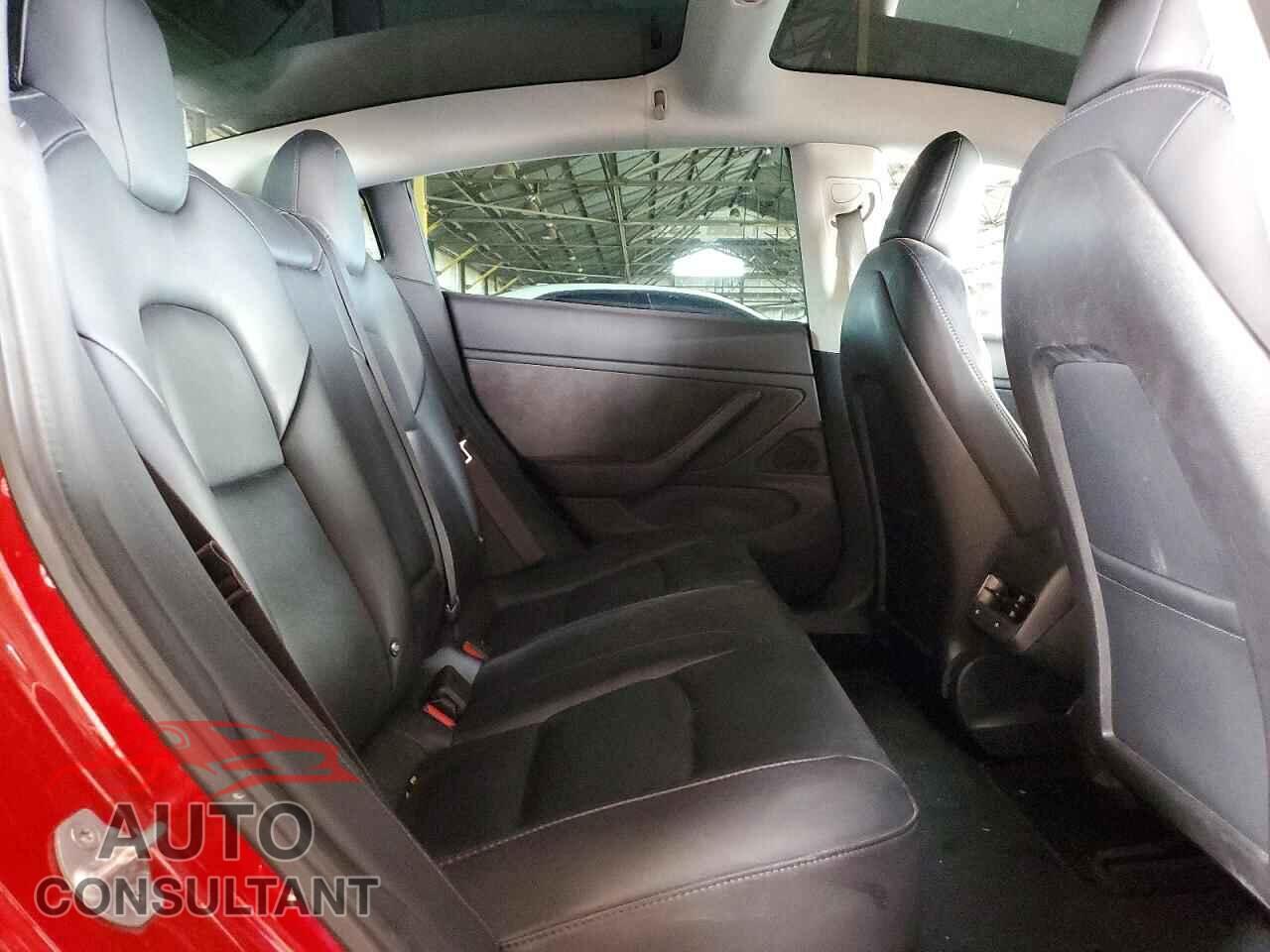 TESLA MODEL 3 2018 - 5YJ3E1EA6JF037742