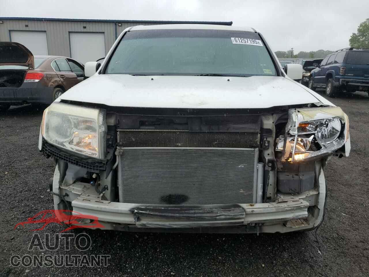 HONDA PILOT 2013 - 5FNYF3H50DB038273