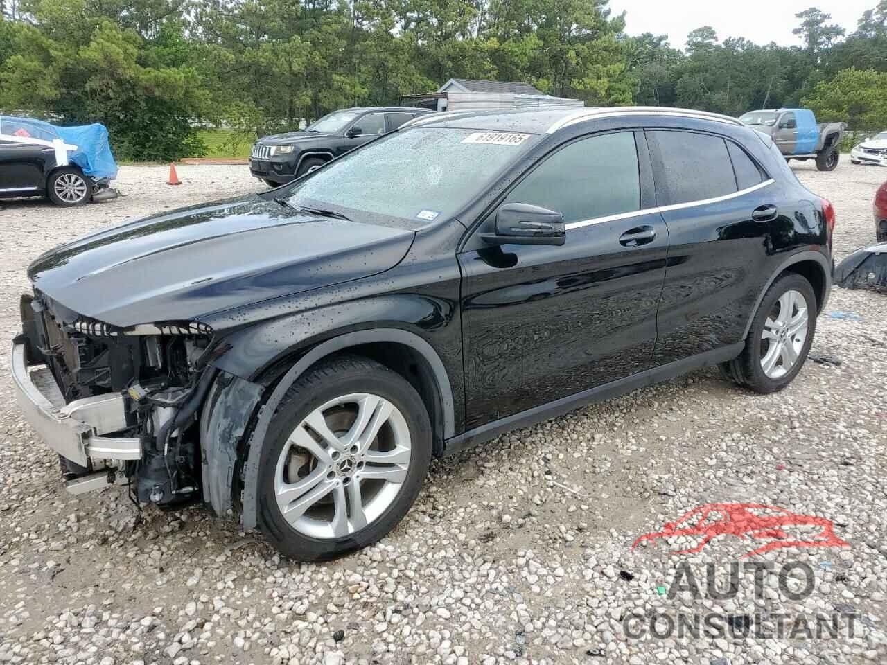 MERCEDES-BENZ GLA-CLASS 2019 - WDCTG4EB8KU015314