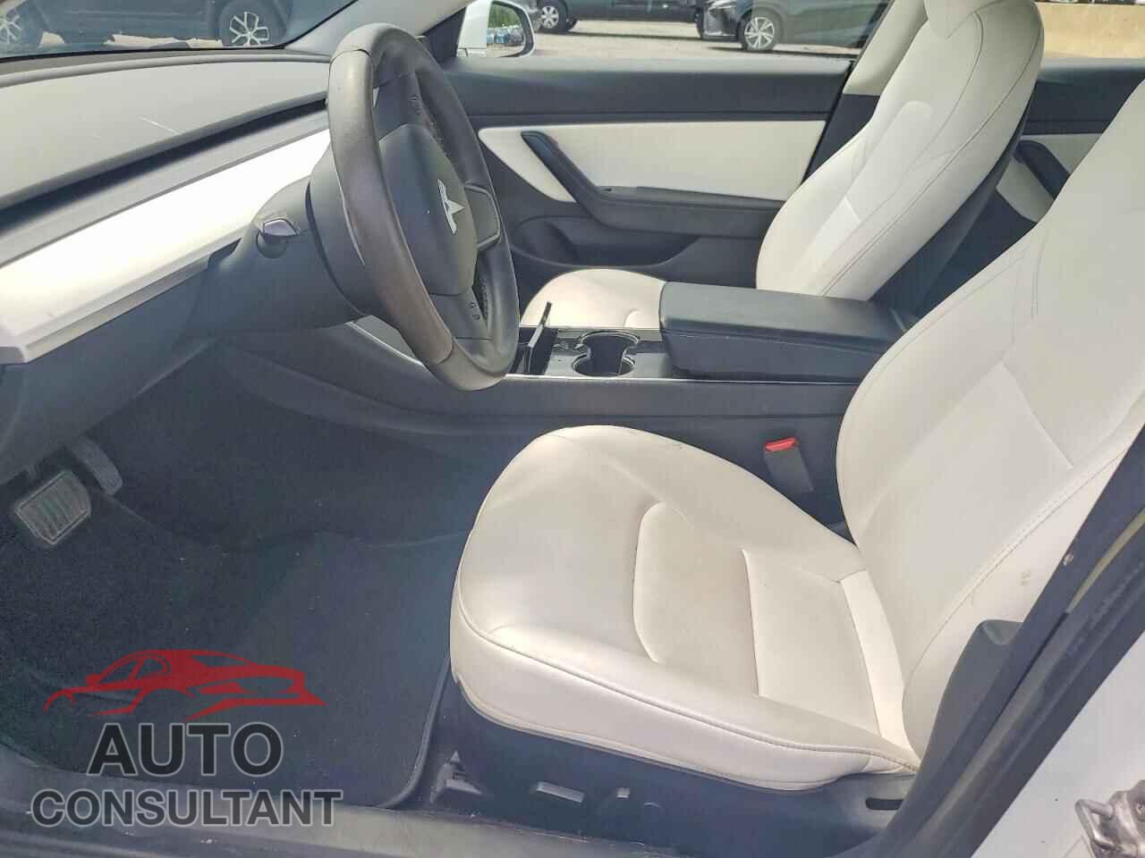TESLA MODEL 3 2020 - 5YJ3E1EB2LF712952