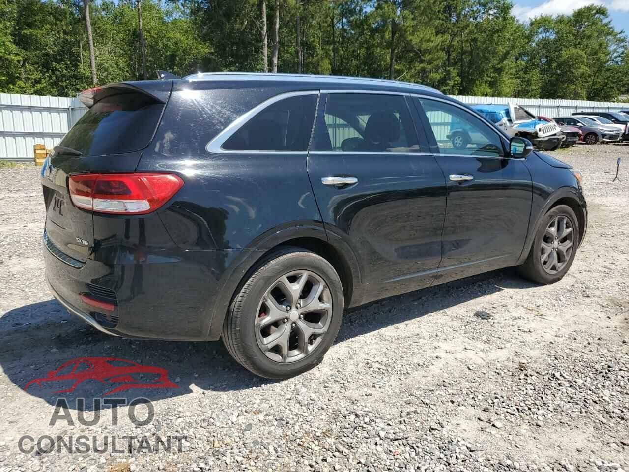 KIA SORENTO 2017 - 5XYPK4A59HG237618