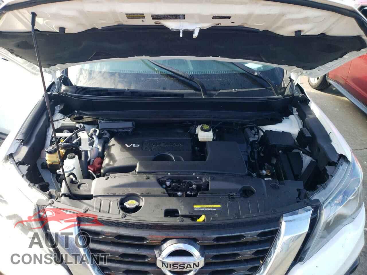 NISSAN PATHFINDER 2017 - 5N1DR2MM7HC656945