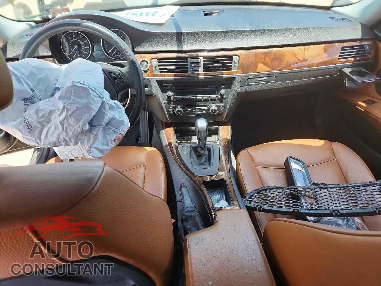 BMW 3 SERIES 2011 - WBAPH7C52BE675052