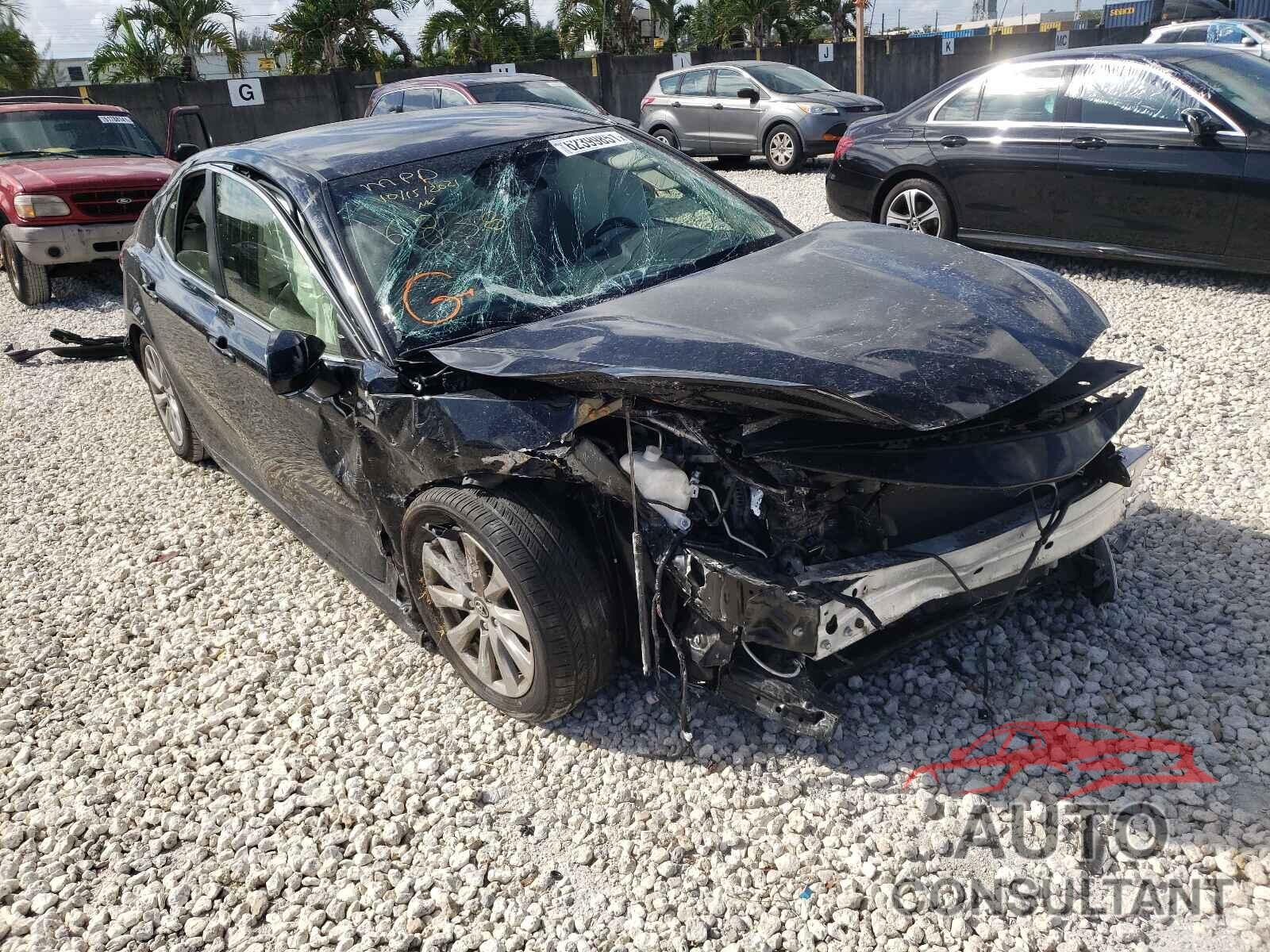 TOYOTA CAMRY 2018 - JTNB11HK7J3016838