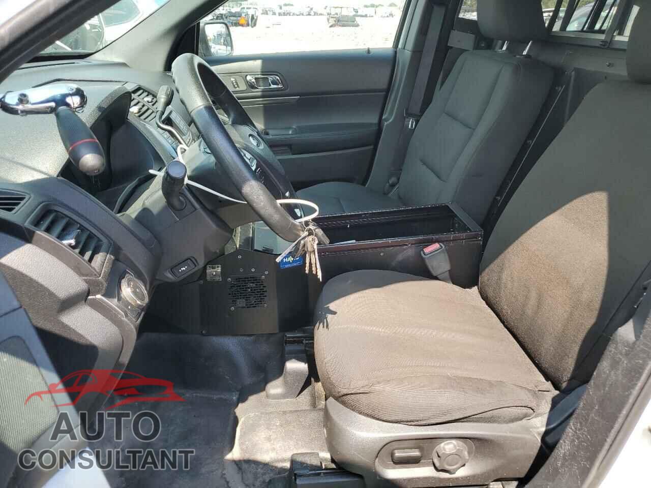 FORD EXPLORER 2017 - 1FM5K8AR5HGD58916