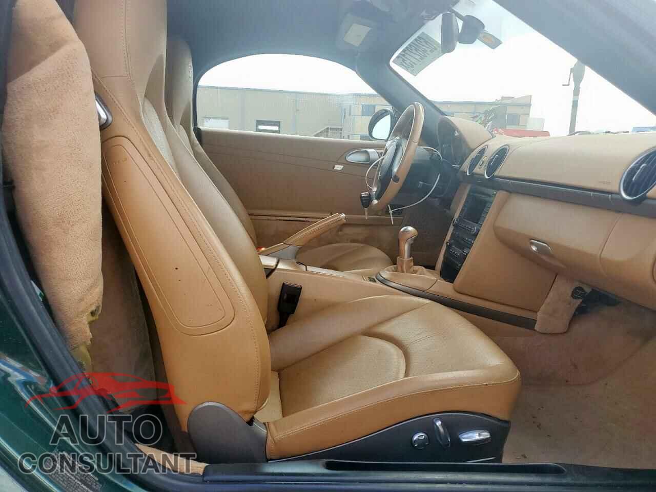 PORSCHE BOXSTER 2011 - WP0CA2A80BS710601