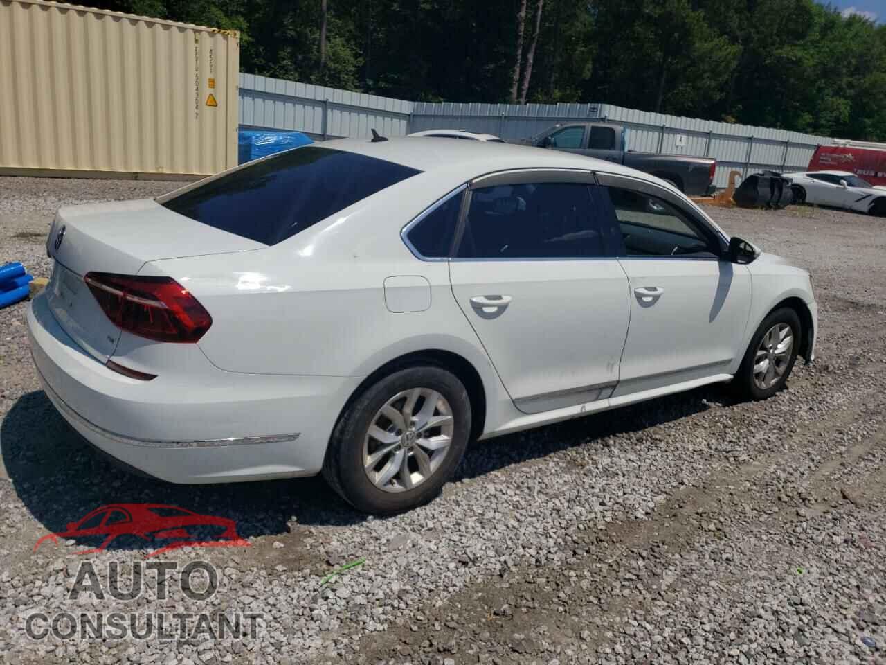 VOLKSWAGEN PASSAT 2017 - 1VWAT7A30HC070134