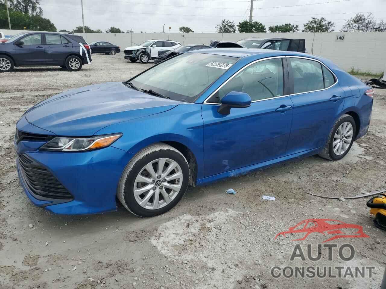 TOYOTA CAMRY 2019 - 4T1B11HK2KU163807