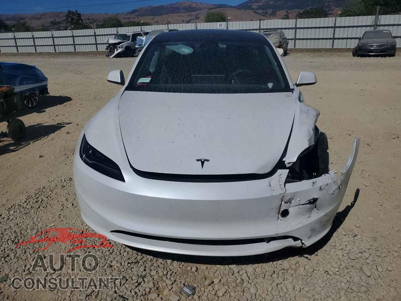 TESLA MODEL 3 2026 - 5YJ3E1EA2TF131216