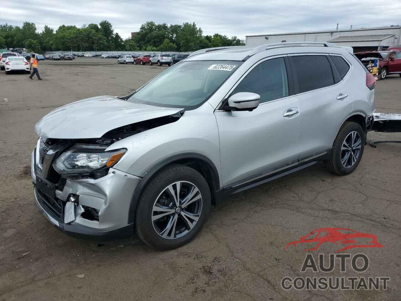 NISSAN ROGUE 2018 - 5N1AT2MV3JC841500