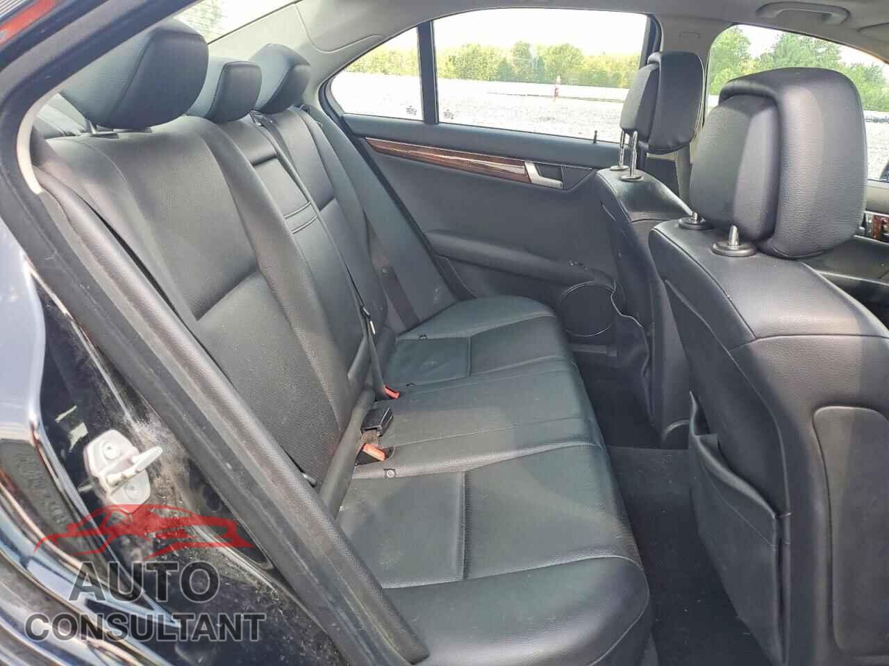 MERCEDES-BENZ C-CLASS 2012 - WDDGF8BB2CA669871