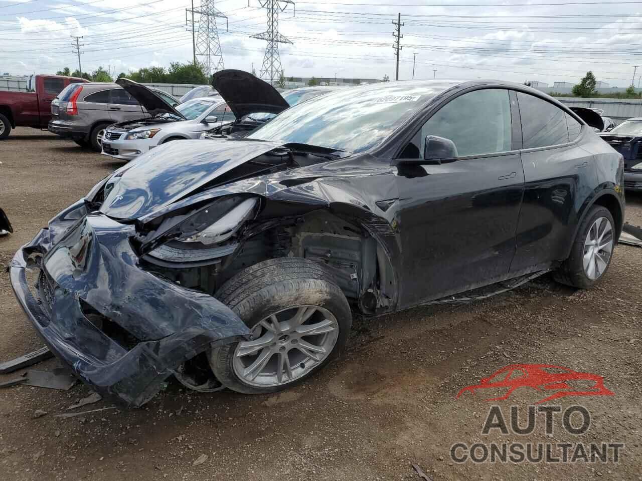 TESLA MODEL Y 2023 - 7SAYGAEE1PF748151