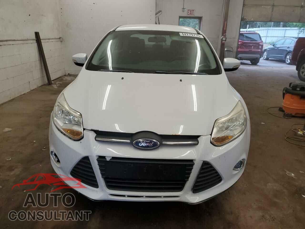 FORD FOCUS 2012 - 1FAHP3F23CL236482