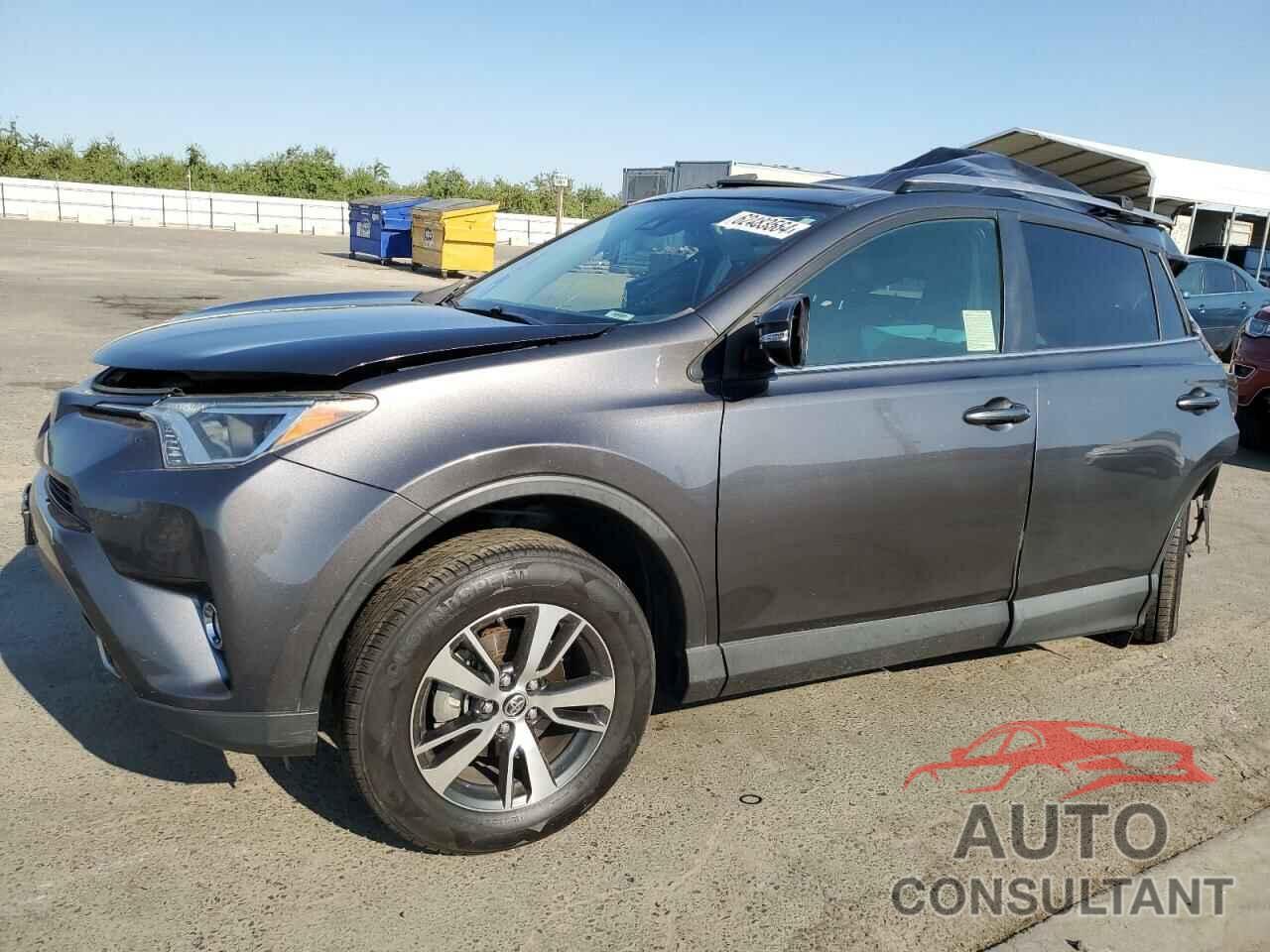 TOYOTA RAV4 2017 - JTMWFREV2HJ123824