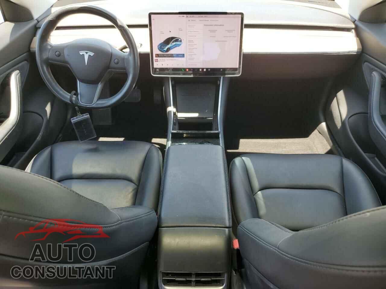TESLA MODEL 3 2018 - 5YJ3E1EA4JF156681
