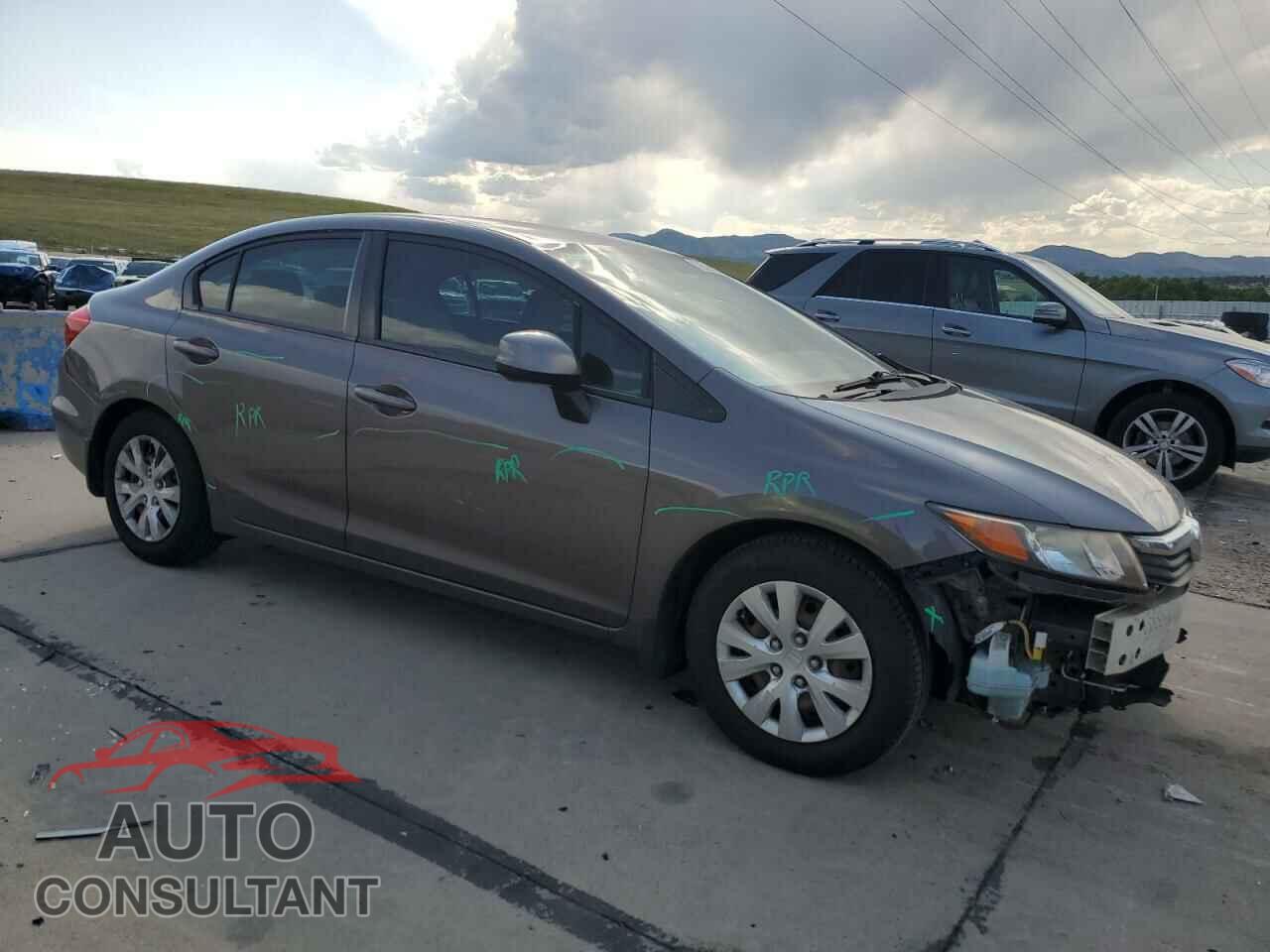 HONDA CIVIC 2012 - 2HGFB2F52CH572806
