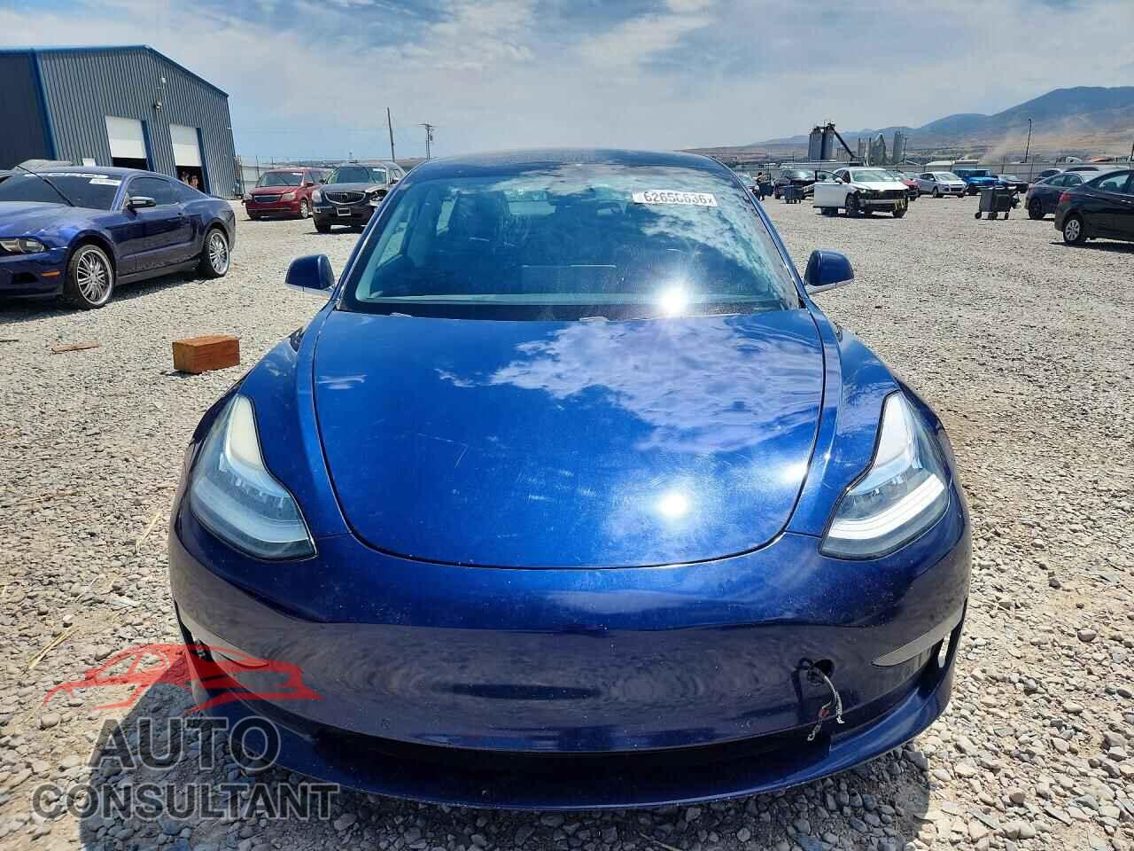 TESLA MODEL 3 2019 - 5YJ3E1EB7KF433138