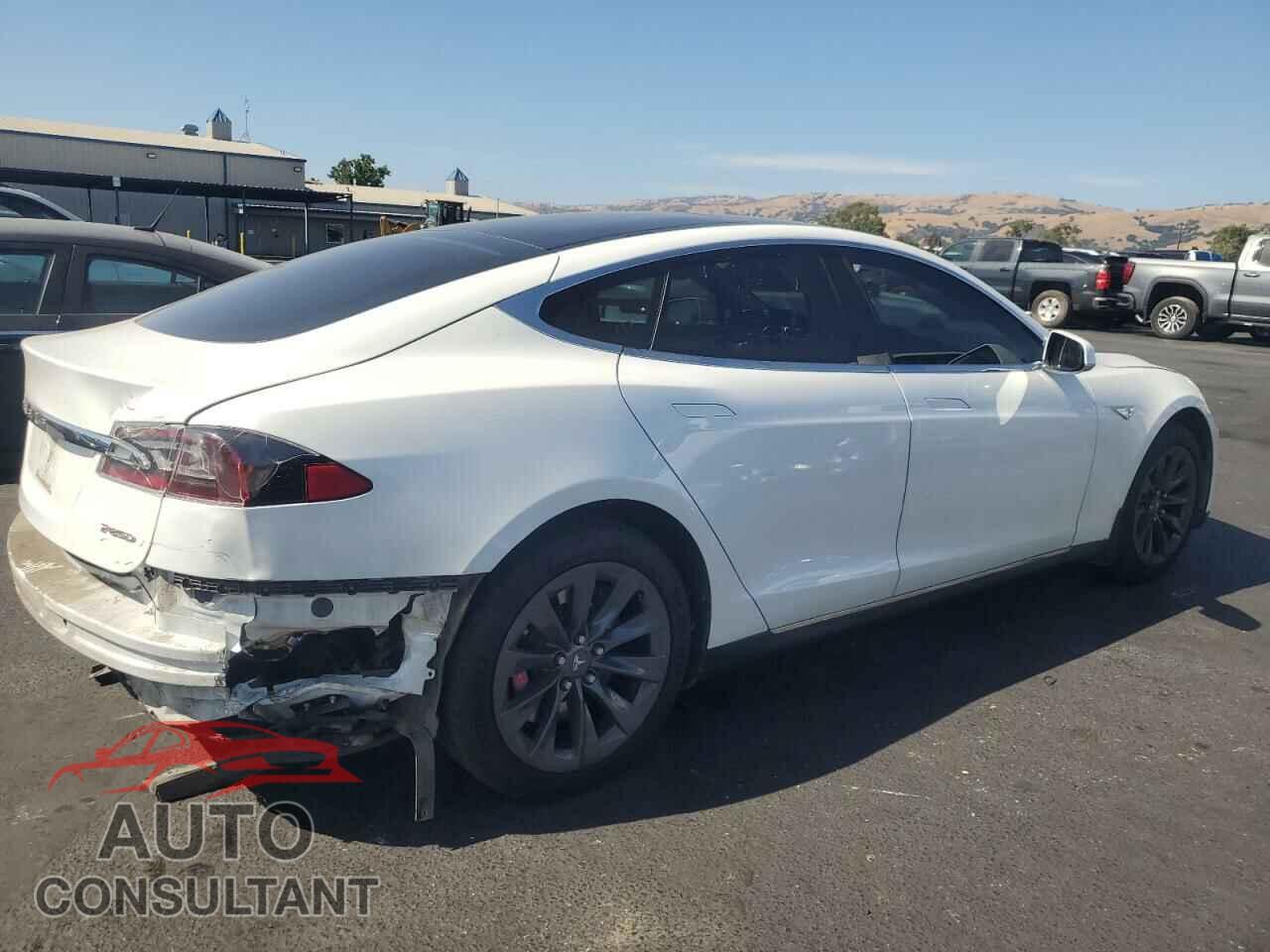 TESLA MODEL S 2014 - 5YJSA1H22EFP64023