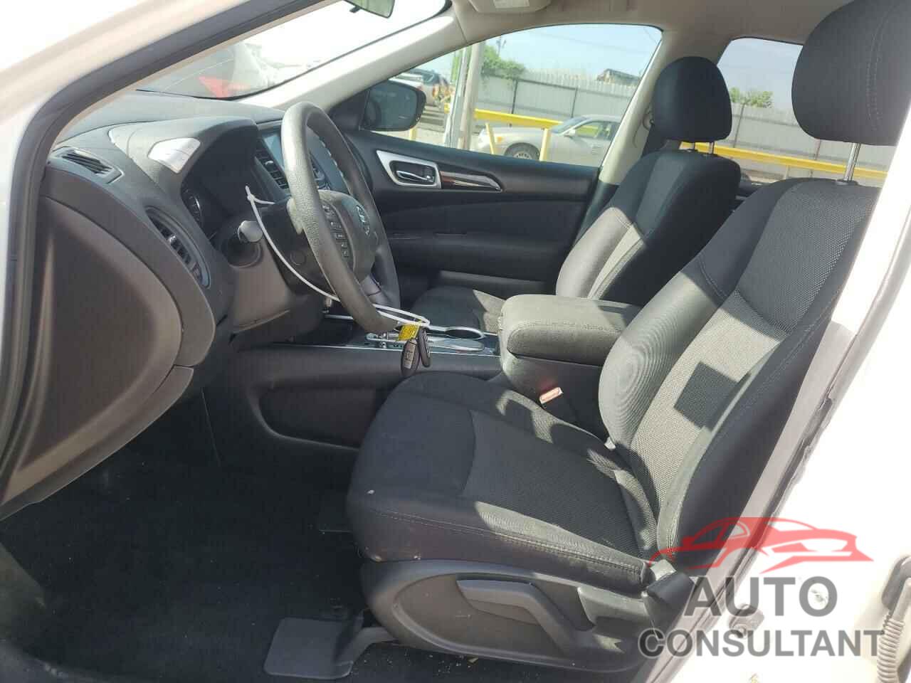 NISSAN PATHFINDER 2017 - 5N1DR2MN0HC637193