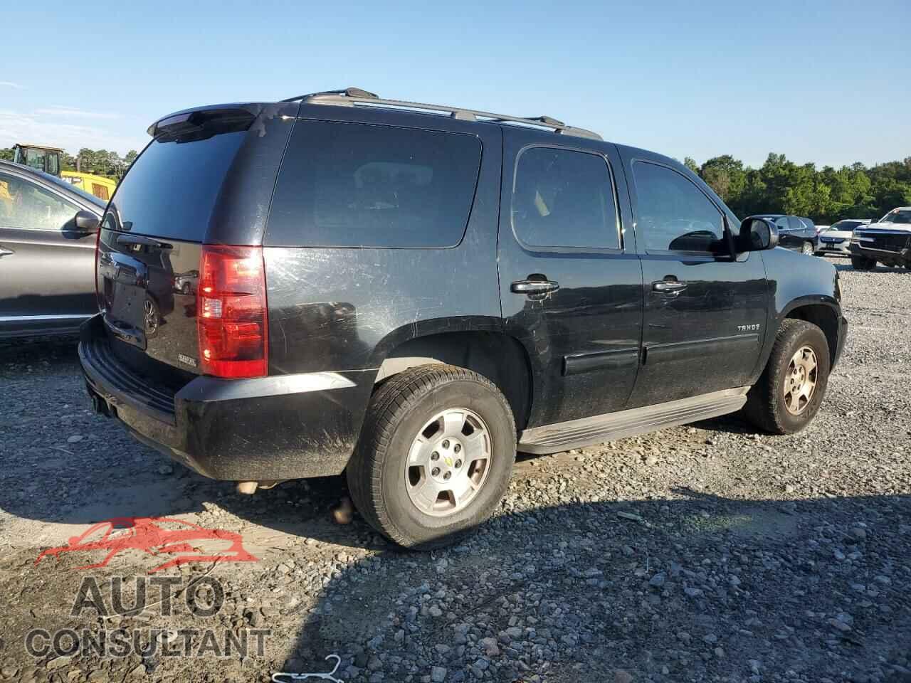 CHEVROLET TAHOE 2011 - 1GNSCAE07BR394942